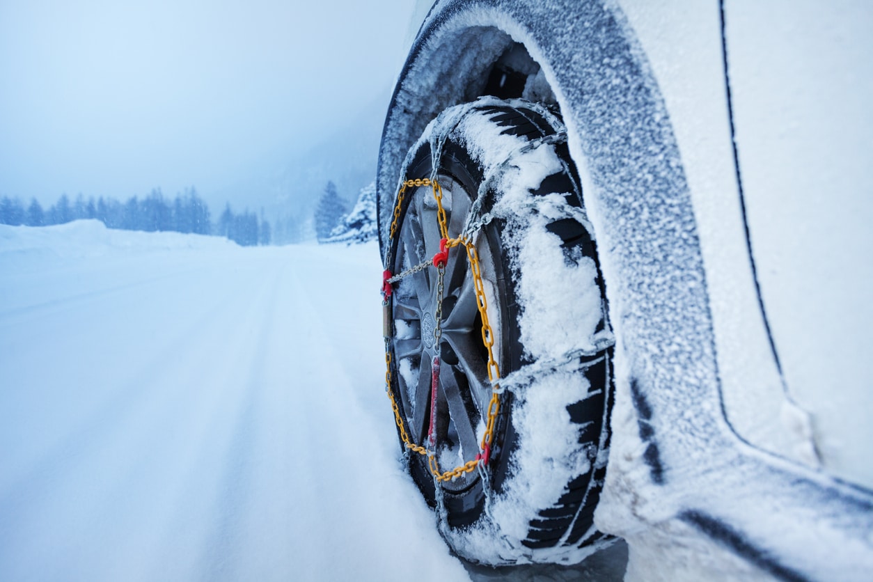 Chaînes neige : pose de chaînes neige et autres informations